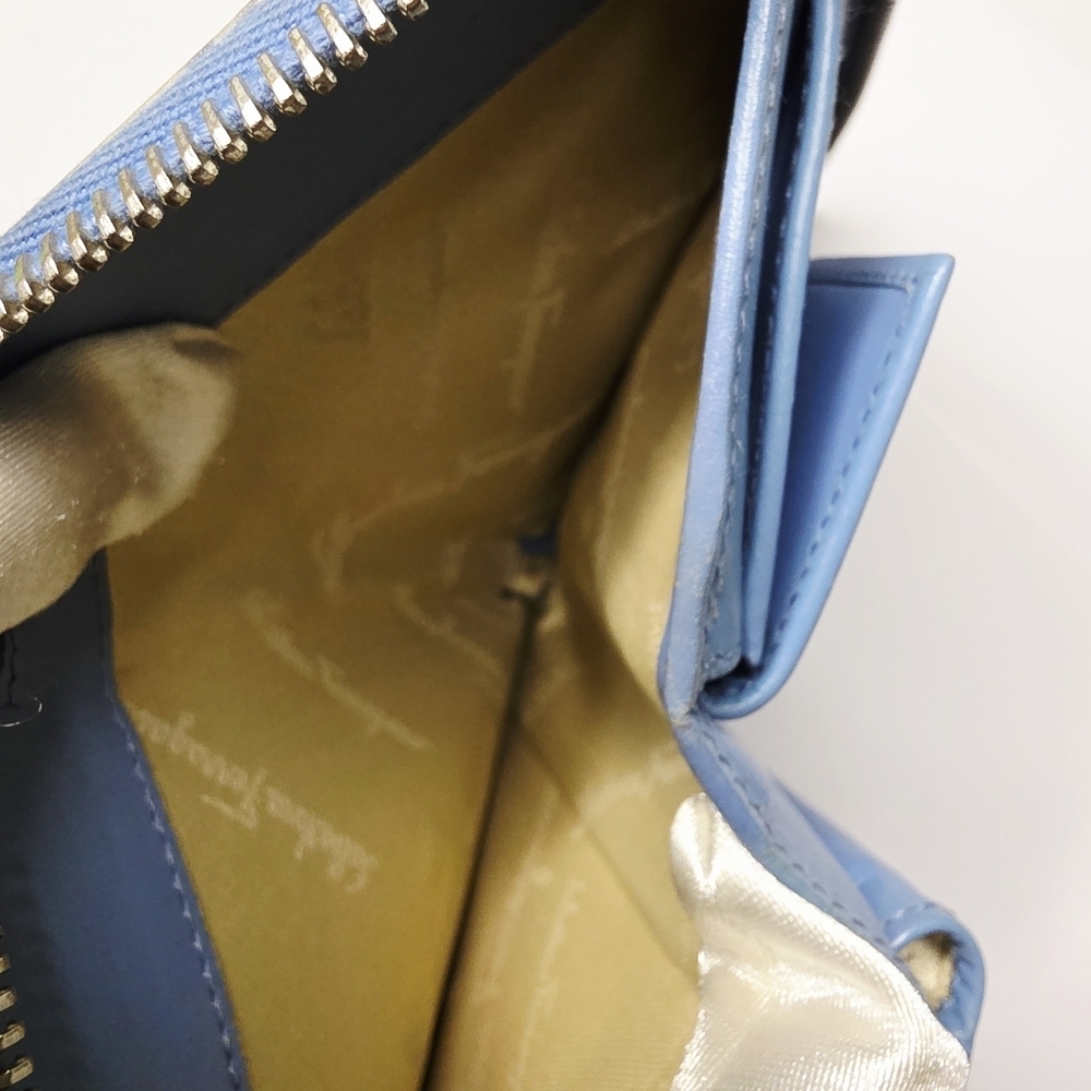 Salvatore Ferragamo Light Blue Leather Wallet - Picture 11 of 13